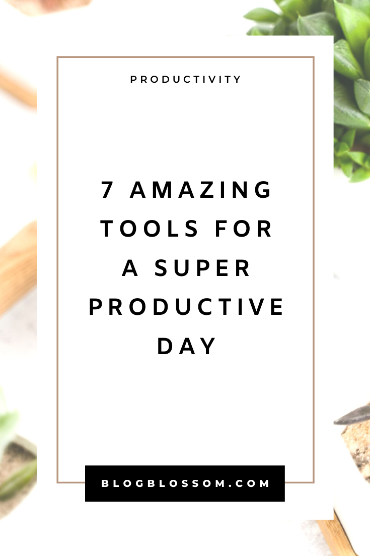 Do you have trouble staying focused and being as efficient as possible? Here are 7 amazing tools to add to your productivity toolkit for a super productive day. | business tips | stay organized | organization | time block | pomodoro | batching | stay focused | stay motivated | motivation | blog tips | blogging tips